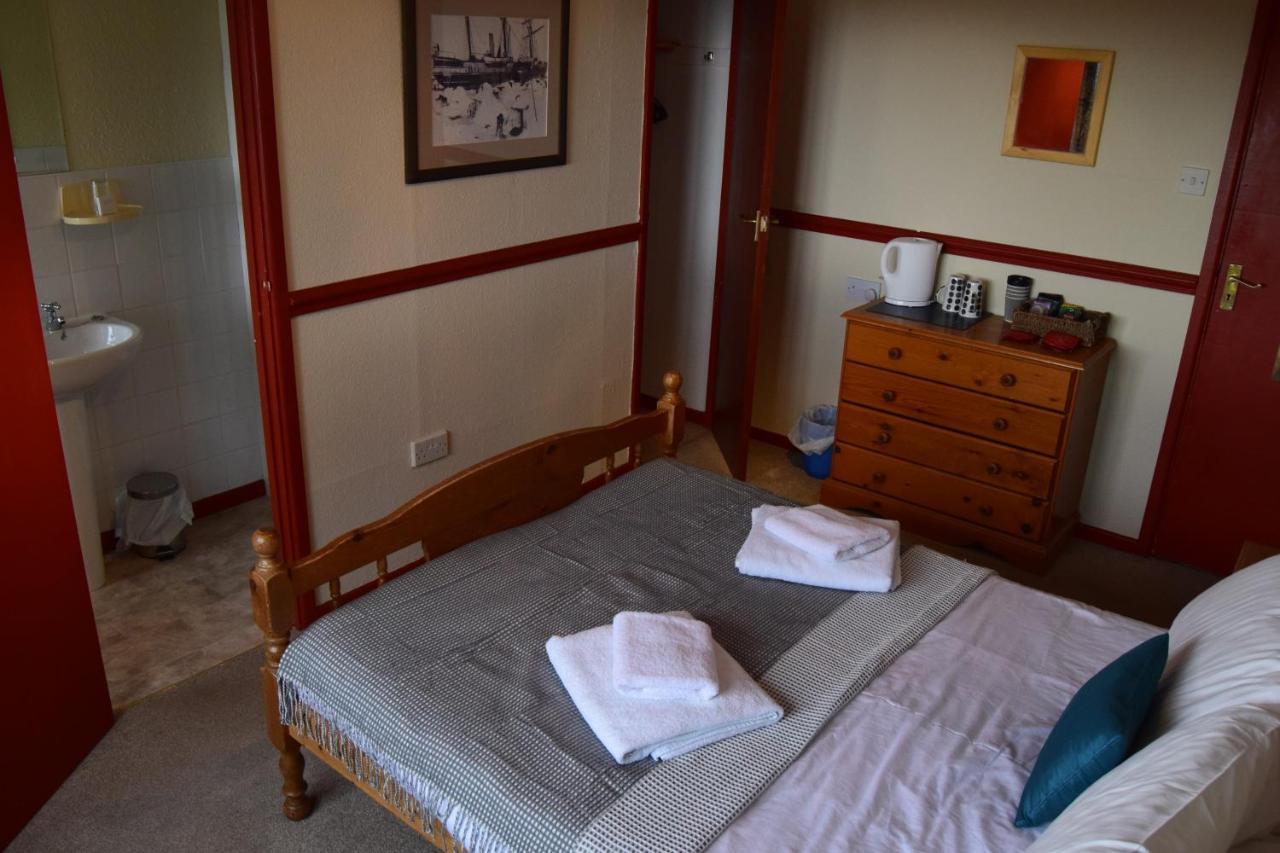 סאונדרספוט Cwmwennol Country House מראה חיצוני תמונה