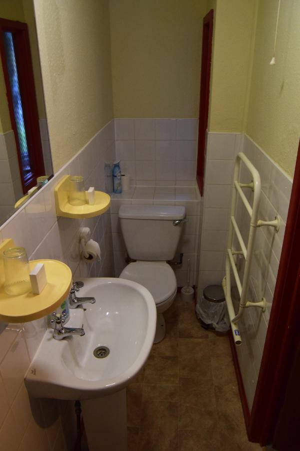 סאונדרספוט Cwmwennol Country House מראה חיצוני תמונה