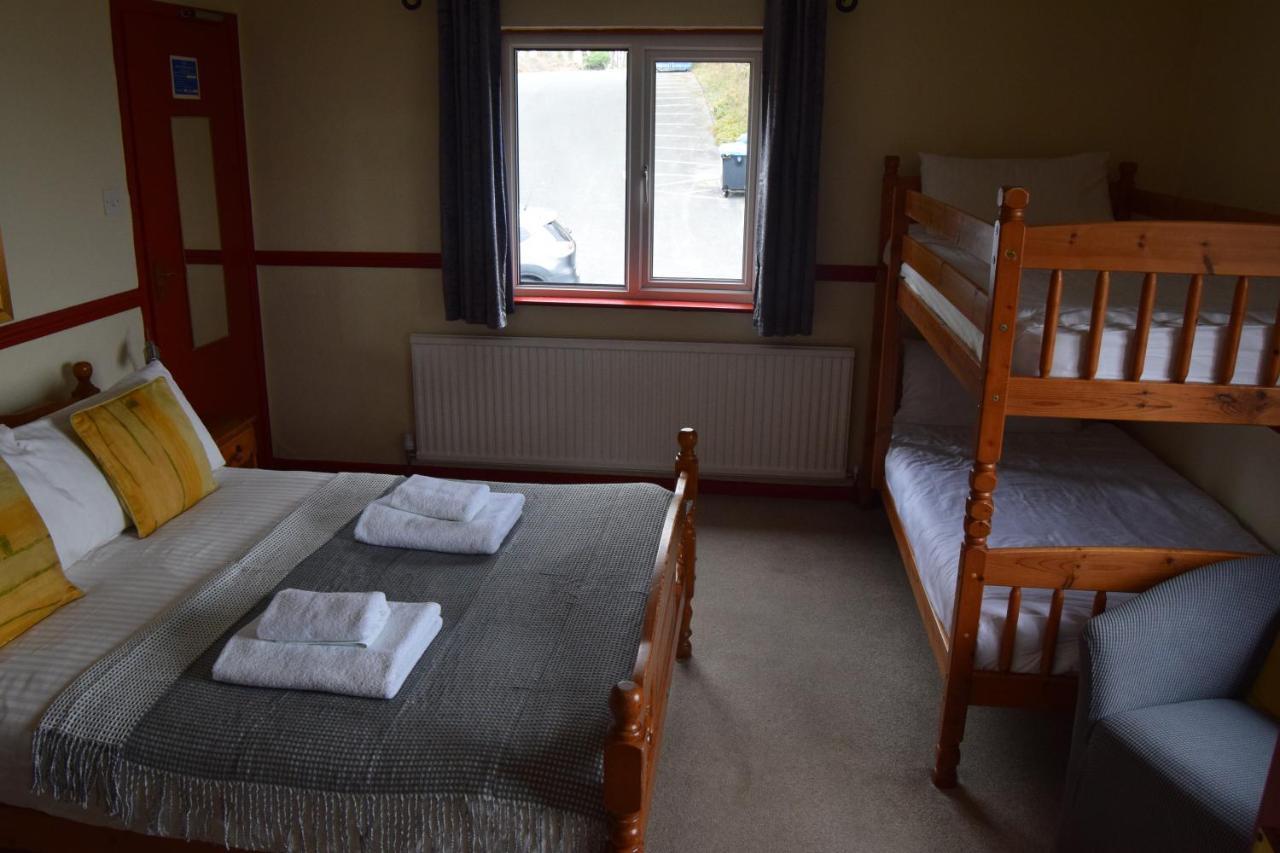 סאונדרספוט Cwmwennol Country House מראה חיצוני תמונה