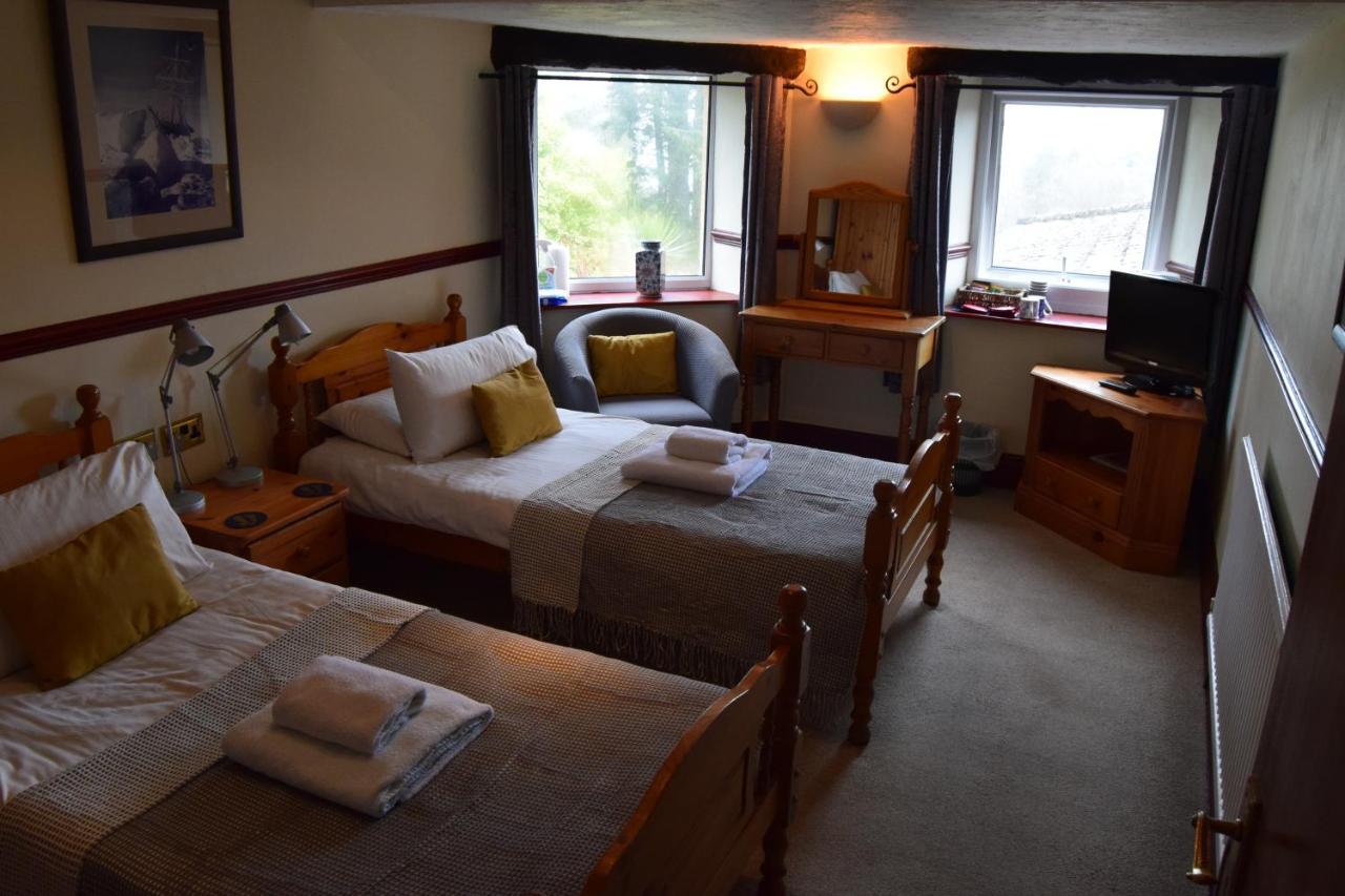 סאונדרספוט Cwmwennol Country House מראה חיצוני תמונה