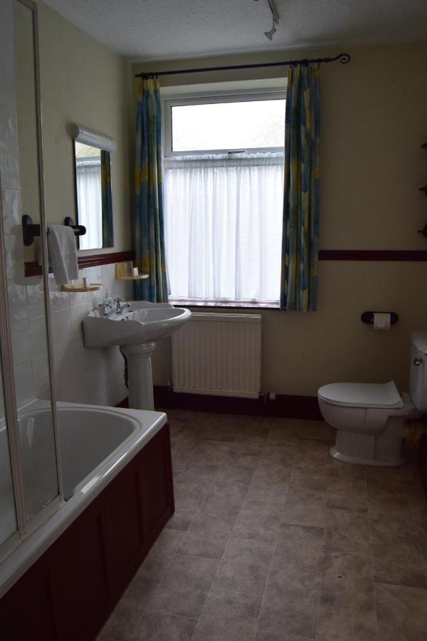 סאונדרספוט Cwmwennol Country House מראה חיצוני תמונה