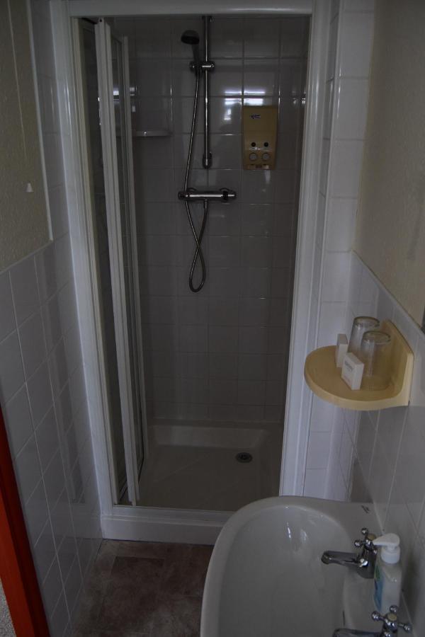 סאונדרספוט Cwmwennol Country House מראה חיצוני תמונה