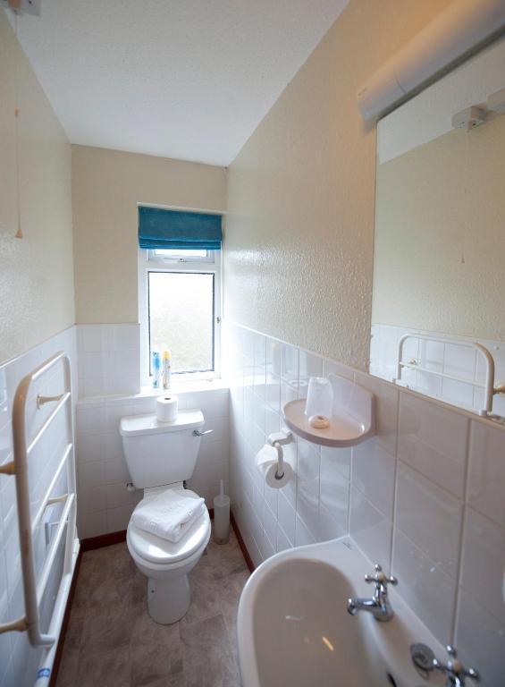 סאונדרספוט Cwmwennol Country House חדר תמונה
